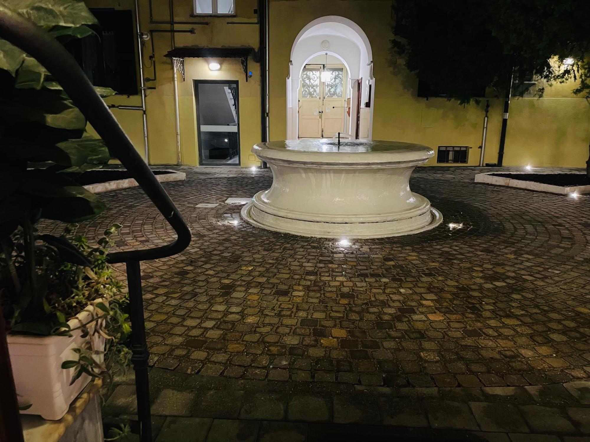 Colosseum-Apartments ローマ エクステリア 写真